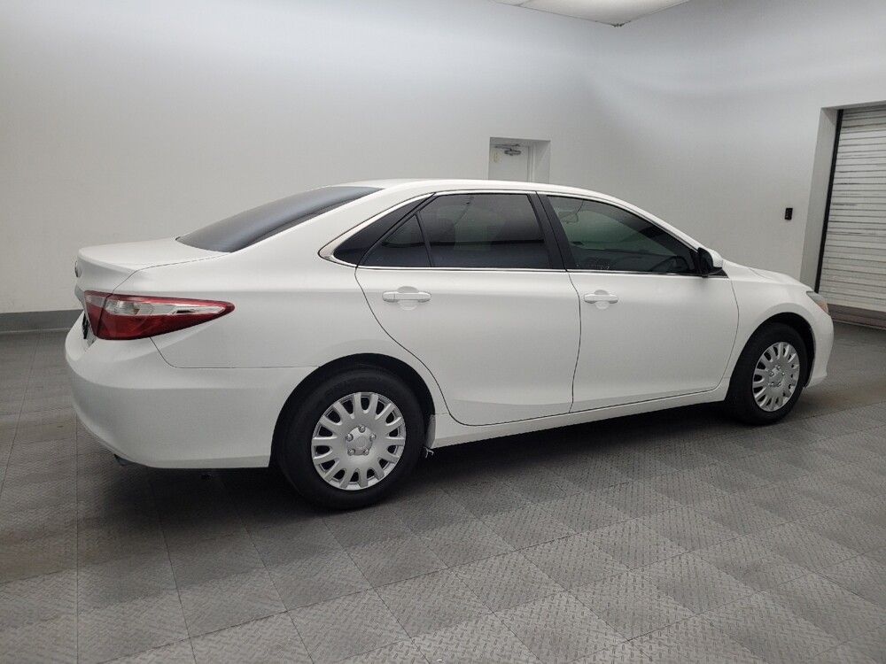 2017 Toyota Camry in Glendale, AZ 85301 - 18133983 10