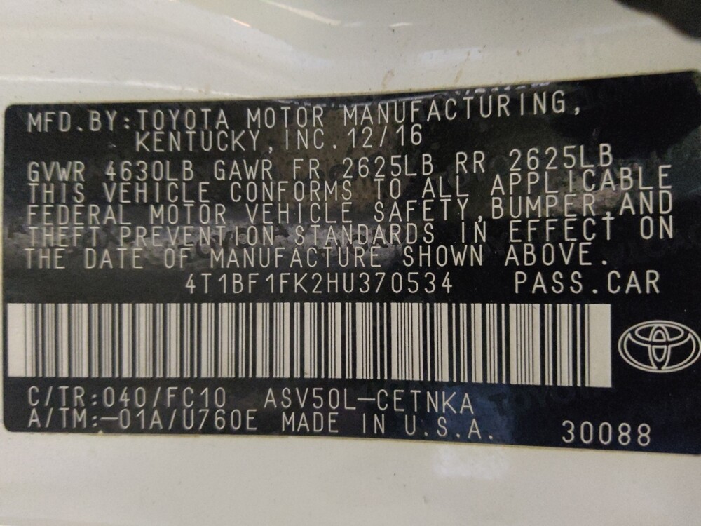 2017 Toyota Camry in Glendale, AZ 85301 - 18133983 33