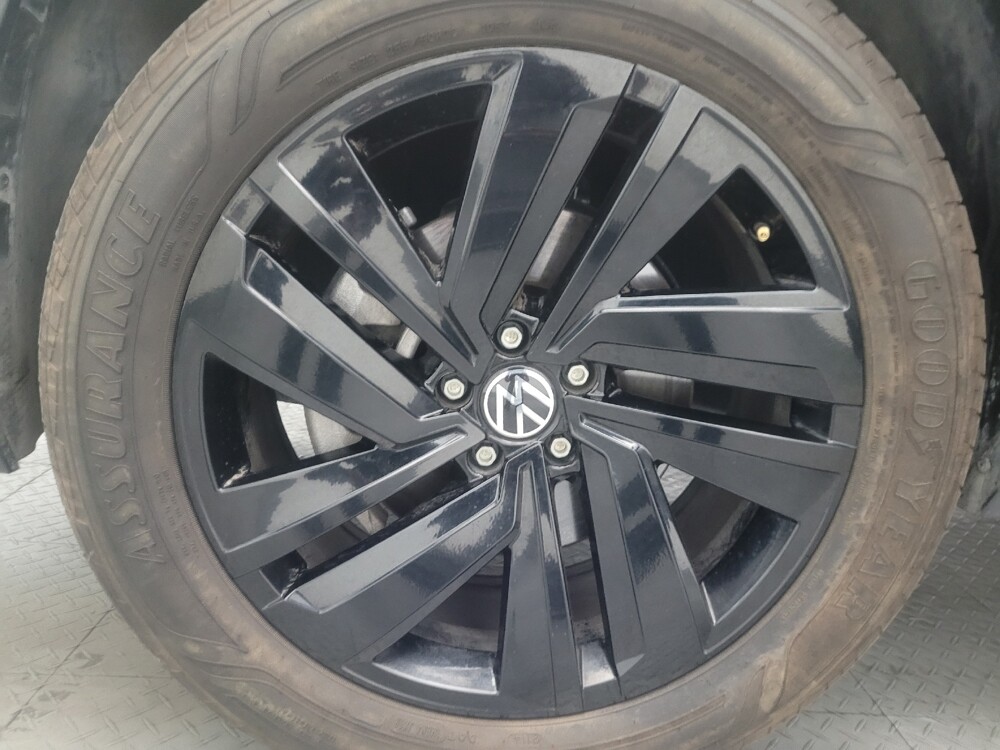 2023 Volkswagen Atlas in Phoenix, AZ 85015 - 18133985 31