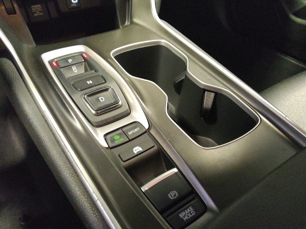 2020 Honda Accord in Chandler, AZ 85225 - 18133987 26