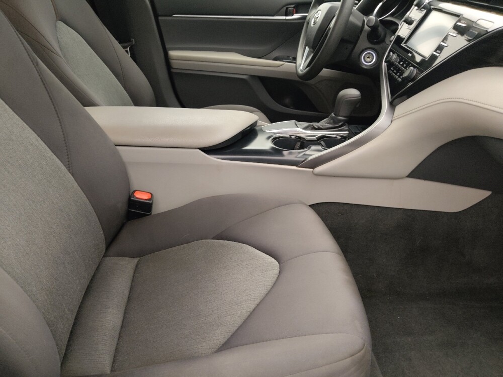 2020 Toyota Camry in Fort Myers, FL 33907 - 18133991 21