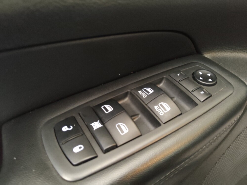 2019 Jeep Grand Cherokee in Metairie, LA 70006 - 18133993 27