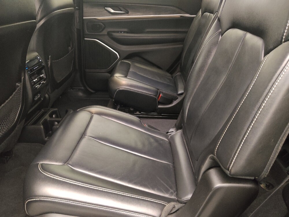 2022 Jeep Grand Cherokee L in Metairie, LA 70006 - 18133995 18