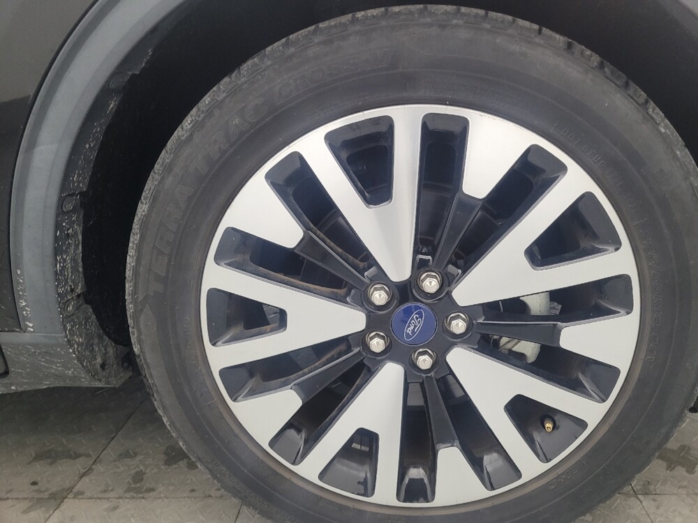 2020 Ford Escape in Charleston, SC 29414 - 18133997 31