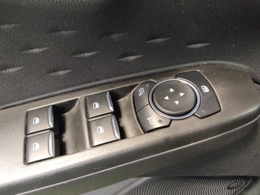 2020 Ford Escape in Charleston, SC 29414 - 18133997 27