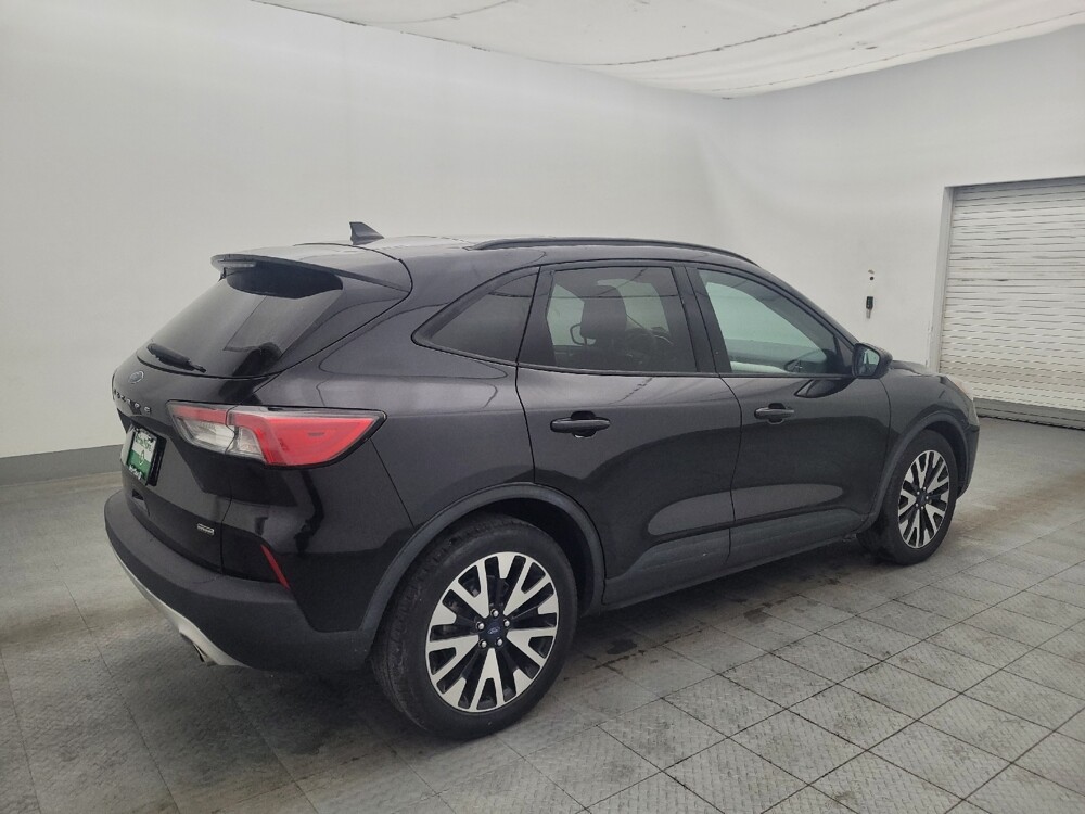 2020 Ford Escape in Charleston, SC 29414 - 18133997 10