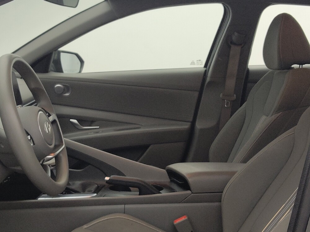2024 Hyundai Elantra in Knoxville, TN 37923 - 18133998 17