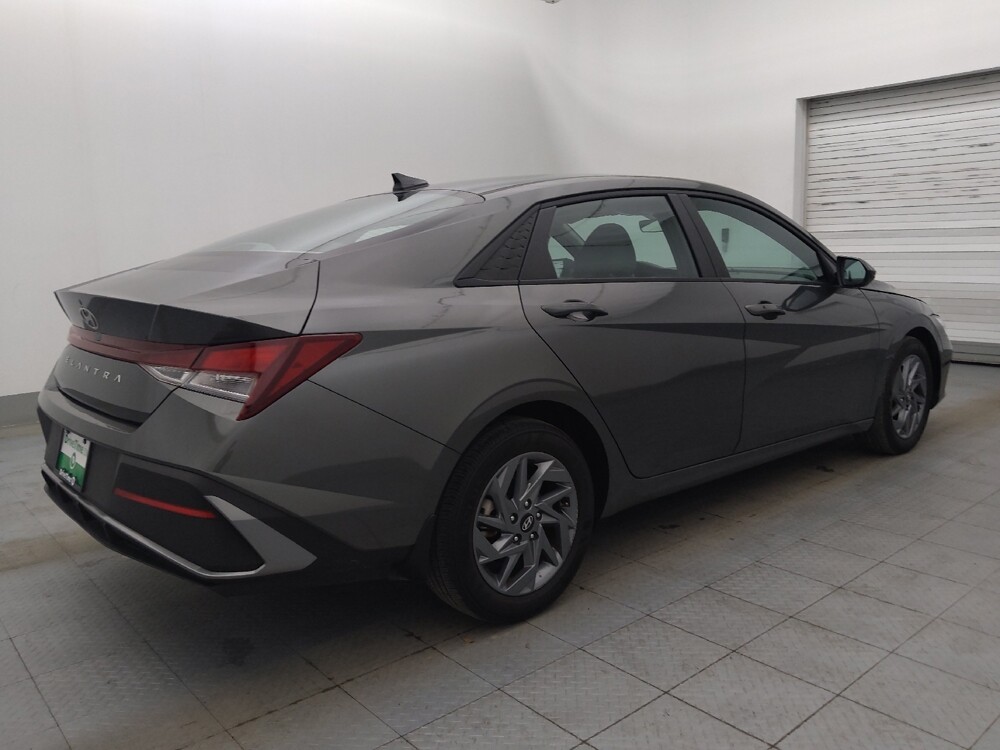 2024 Hyundai Elantra in Knoxville, TN 37923 - 18133998 10