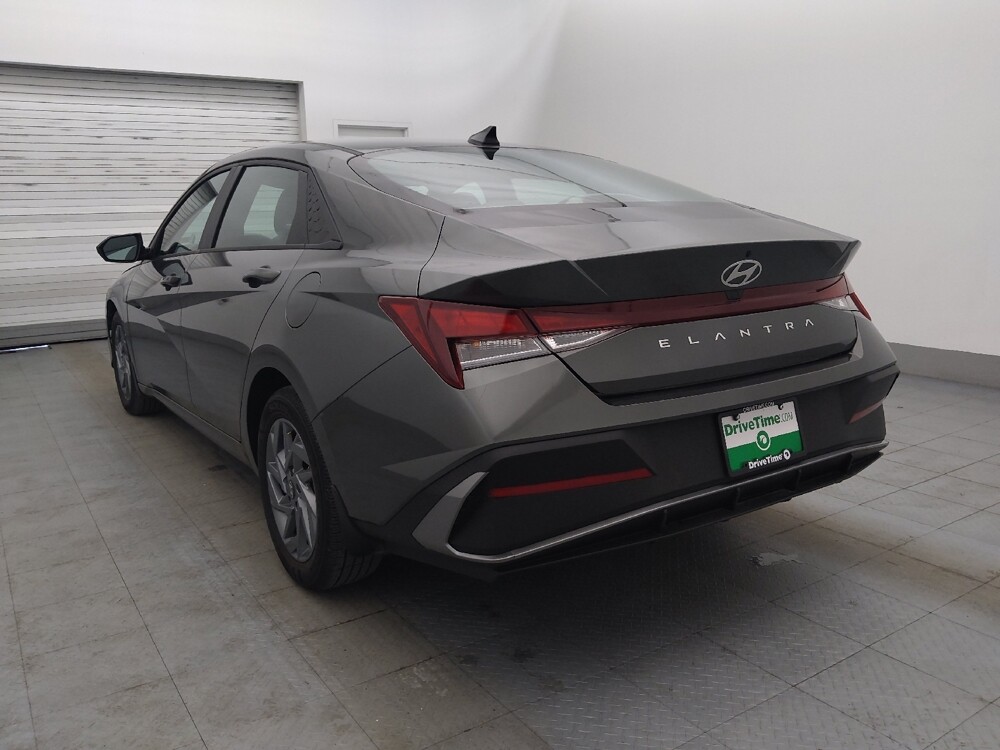 2024 Hyundai Elantra in Knoxville, TN 37923 - 18133998 5