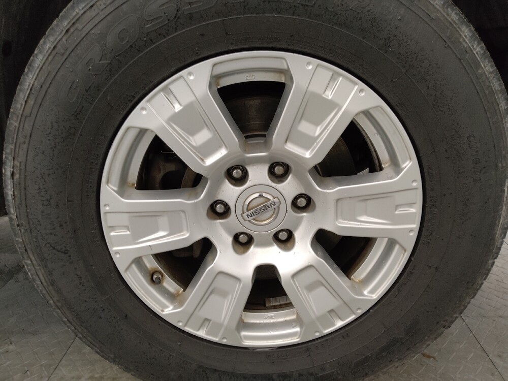 2017 Nissan Titan in Macon, GA 31210 - 18134002 31