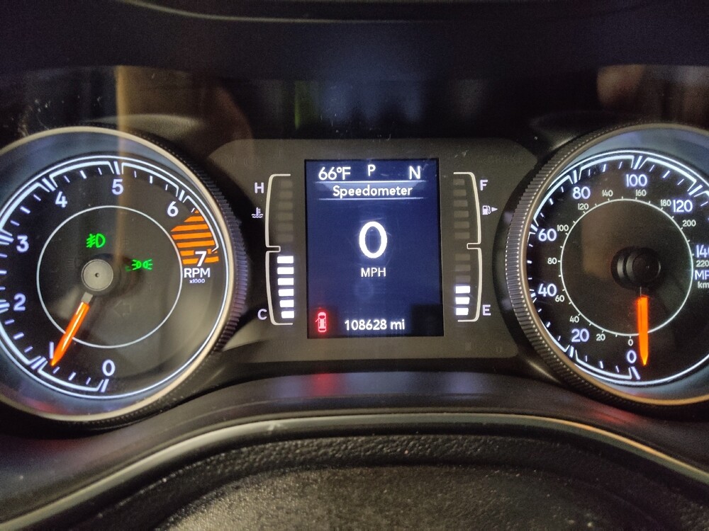 2019 Jeep Cherokee in Macon, GA 31210 - 18134015 23