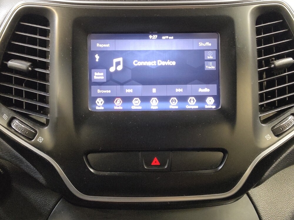 2019 Jeep Cherokee in Macon, GA 31210 - 18134015 25