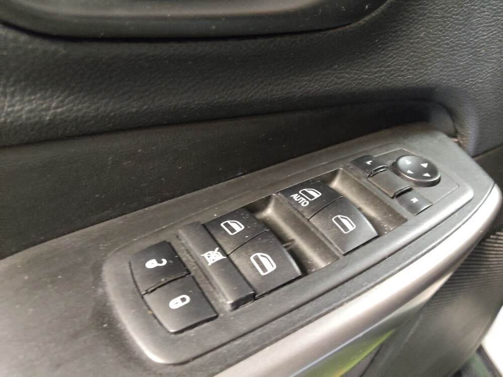 2019 Jeep Cherokee in Macon, GA 31210 - 18134015 27