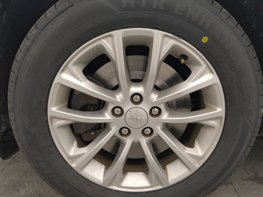 2019 Jeep Cherokee in Macon, GA 31210 - 18134015 31