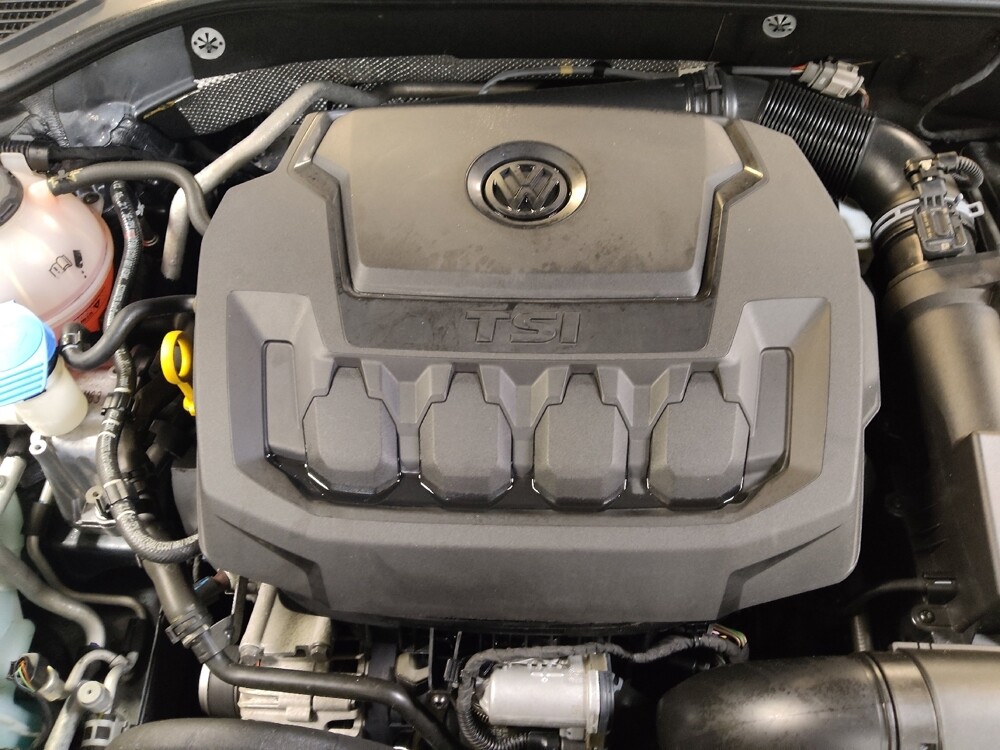 2022 Volkswagen Passat in Metairie, LA 70006 - 18134024 30