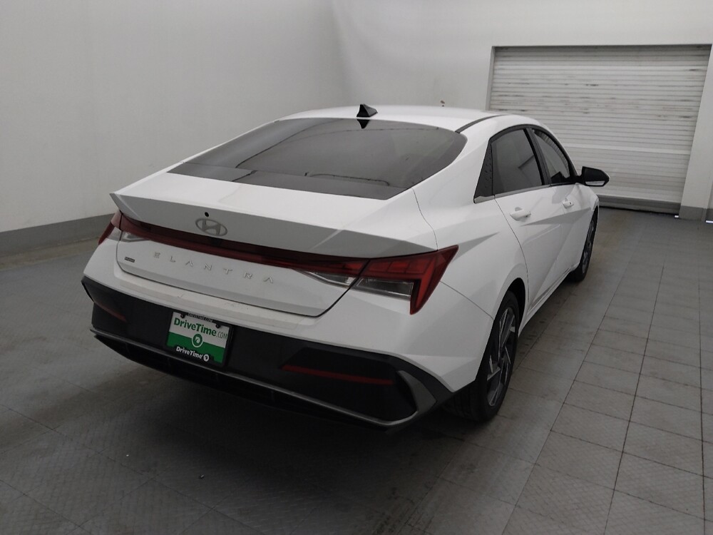 2025 Hyundai Elantra in Baton Rouge, LA 70816 - 18134028 9