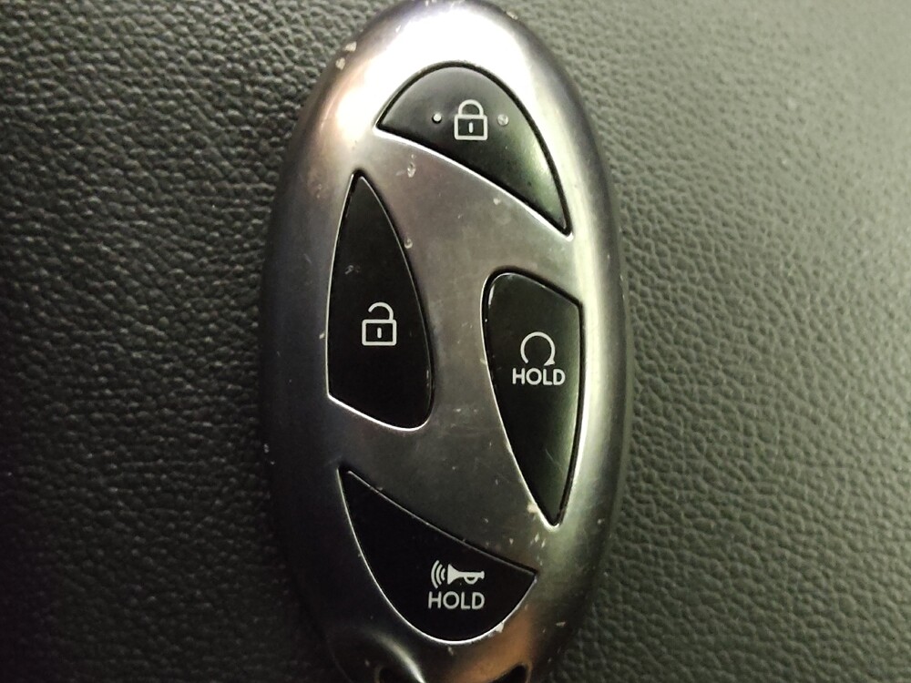 2025 Hyundai Elantra in Baton Rouge, LA 70816 - 18134028 32