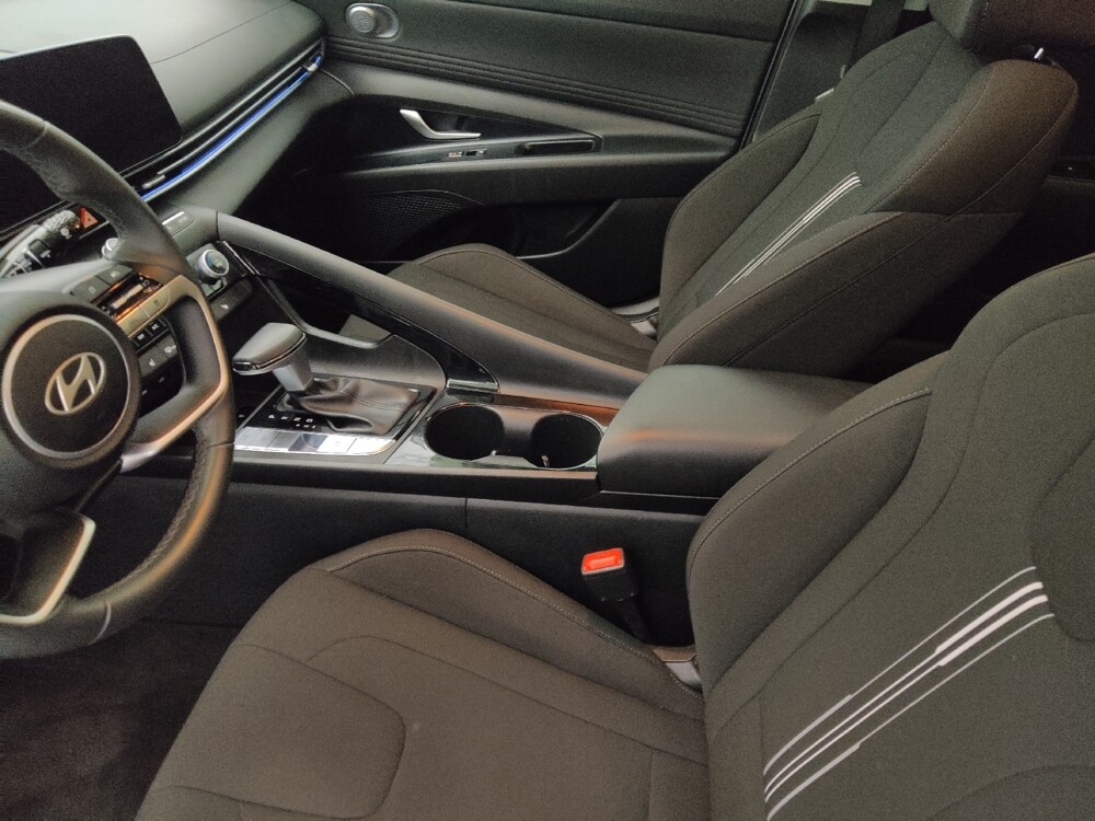 2025 Hyundai Elantra in Baton Rouge, LA 70816 - 18134028 17