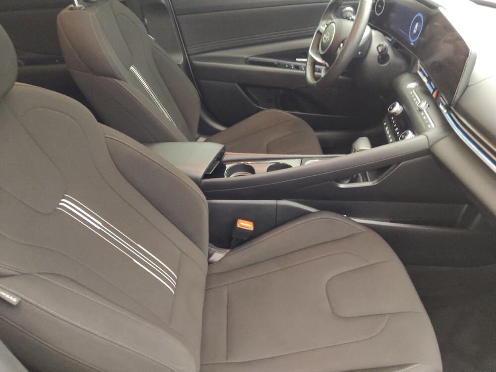 2025 Hyundai Elantra in Baton Rouge, LA 70816 - 18134028 21