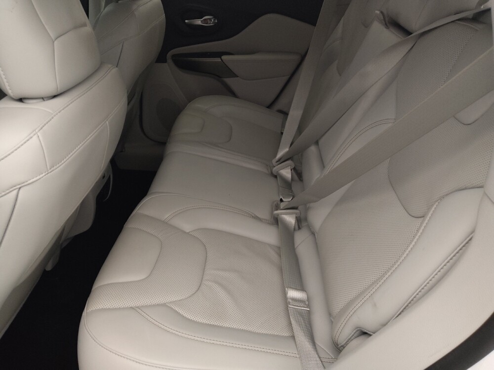 2020 Jeep Cherokee in Metairie, LA 70006 - 18134029 18