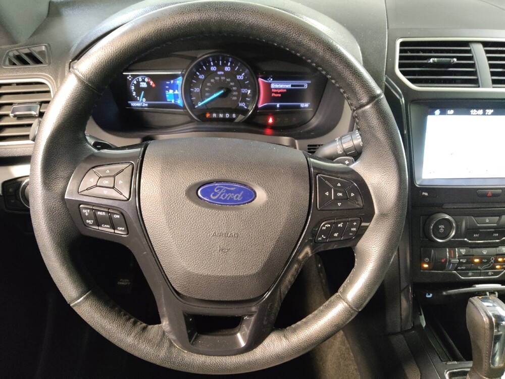 2017 Ford Explorer in Metairie, LA 70006 - 18134032 22