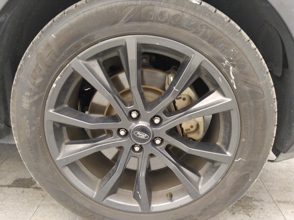 2017 Ford Explorer in Metairie, LA 70006 - 18134032 31