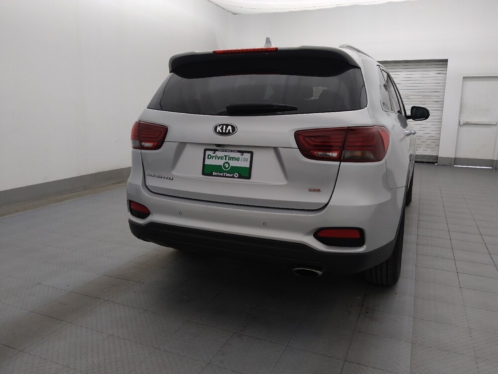 2019 Kia Sorento in Metairie, LA 70006 - 18134034 7