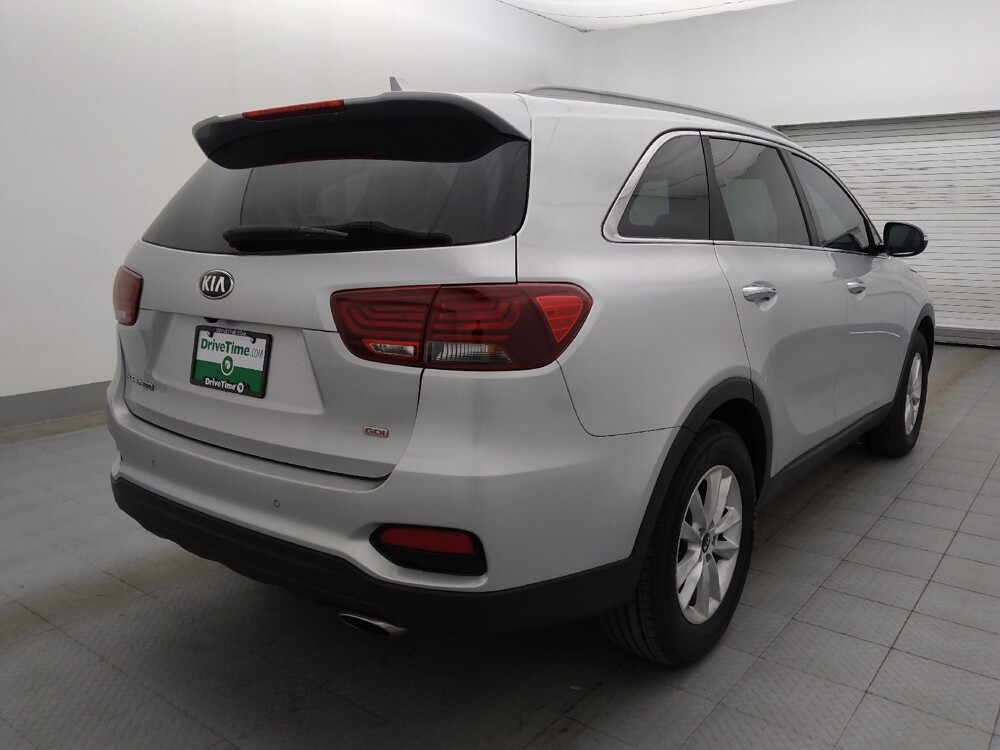 2019 Kia Sorento in Metairie, LA 70006 - 18134034 9