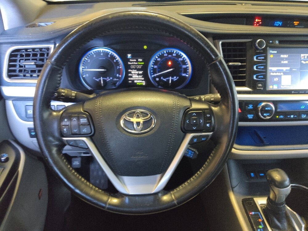 2018 Toyota Highlander in Fort Myers, FL 33907 - 18134040 22