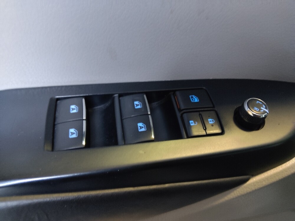 2018 Toyota Highlander in Fort Myers, FL 33907 - 18134040 27