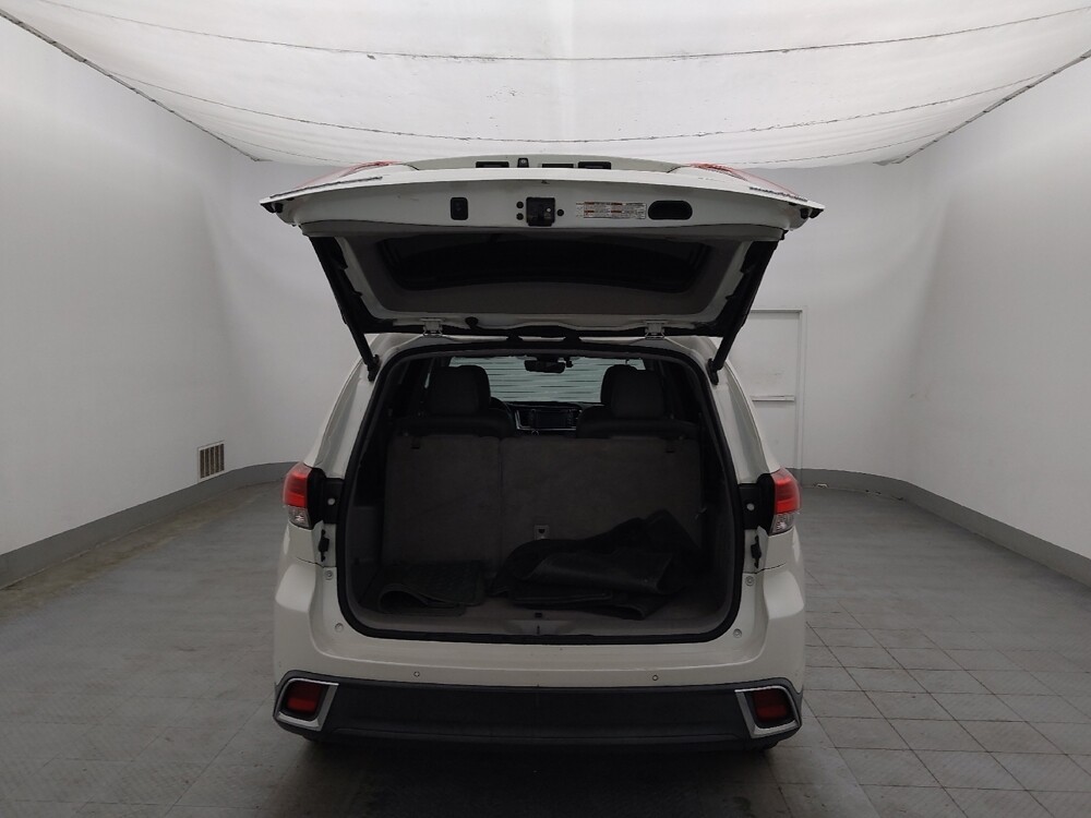 2018 Toyota Highlander in Fort Myers, FL 33907 - 18134040 29