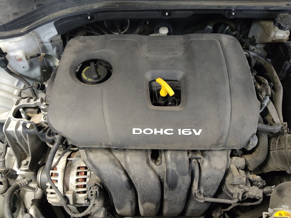 2018 Hyundai Elantra in Metairie, LA 70006 - 18134046 30