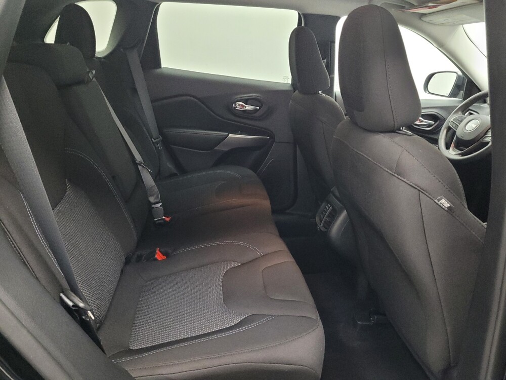 2021 Jeep Cherokee in Las Vegas, NV 89102 - 18134051 19