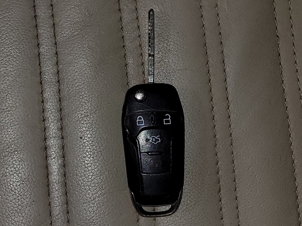 2016 Ford Fusion in Jacksonville, FL 32210 - 18134059 32