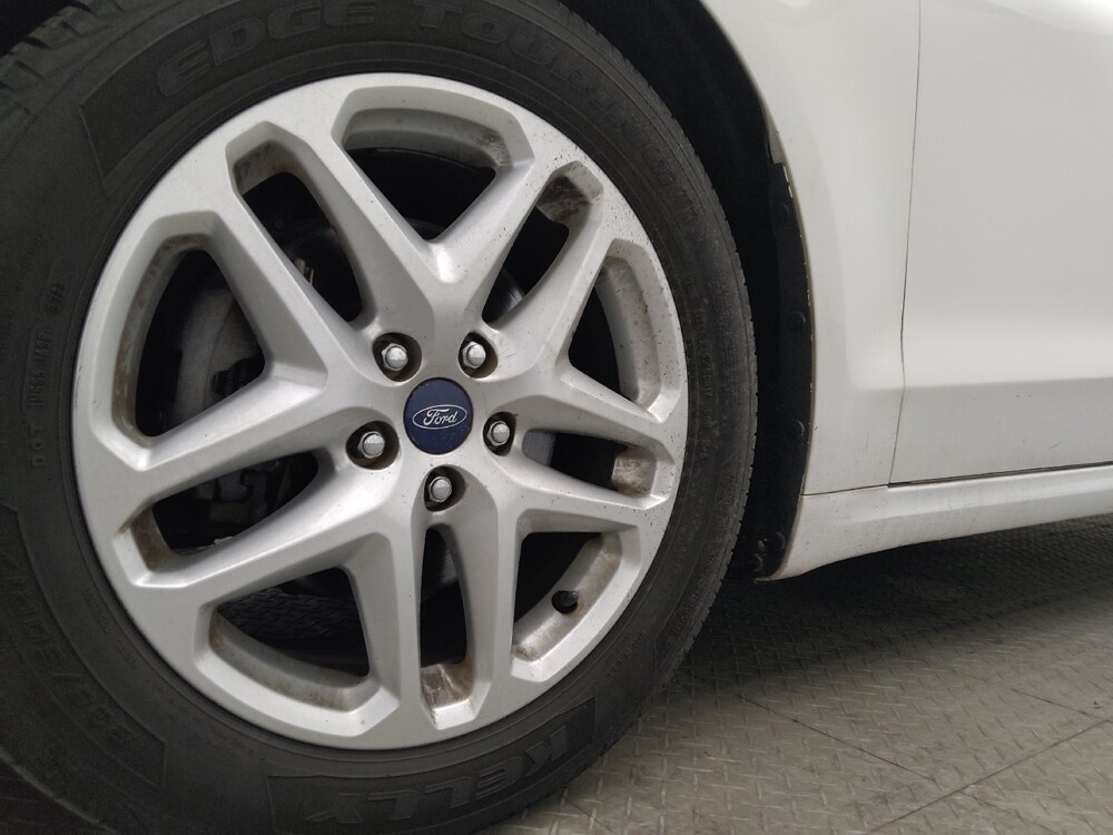 2016 Ford Fusion in Jacksonville, FL 32210 - 18134059 31