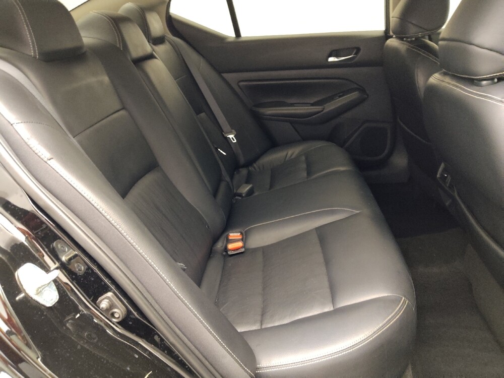 2019 Nissan Altima in Kissimmee, FL 34744 - 18134061 19