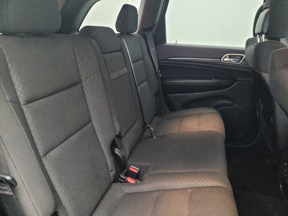 2019 Jeep Grand Cherokee in Lauderdale Lakes, FL 33313 - 18134064 19