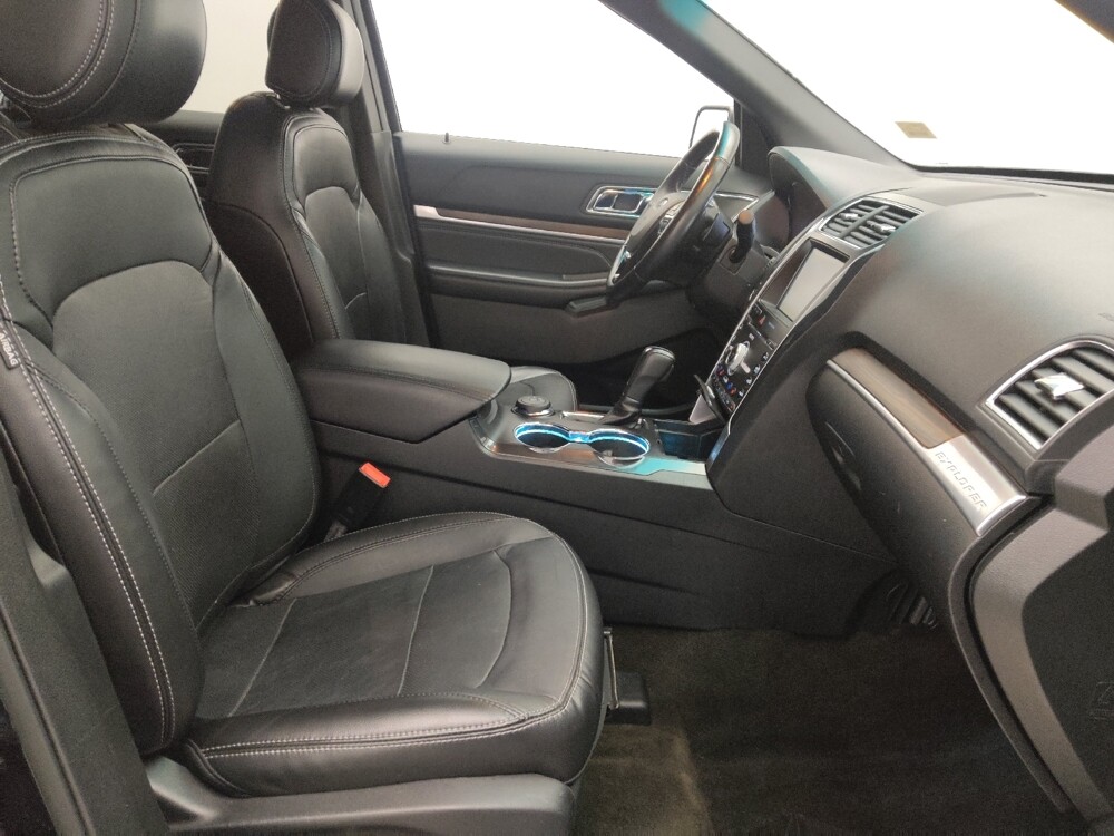 2016 Ford Explorer in Miami, FL 33157 - 18134067 21