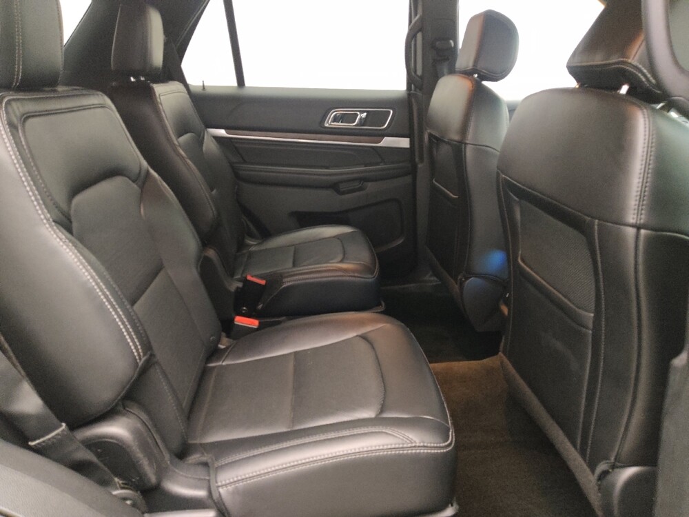 2016 Ford Explorer in Miami, FL 33157 - 18134067 19