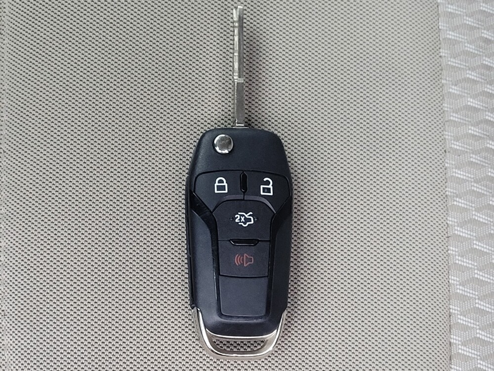 2021 Ford Explorer in Pensacola, FL 32505 - 18134074 32