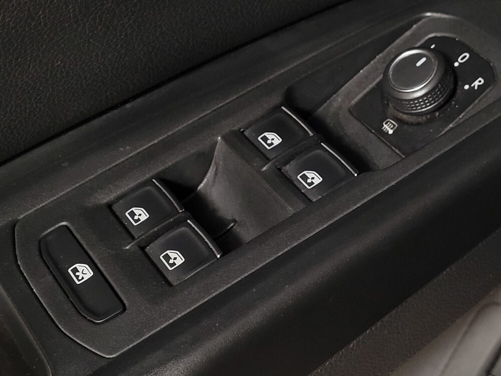 2018 Volkswagen Atlas in Kissimmee, FL 34744 - 18134075 27