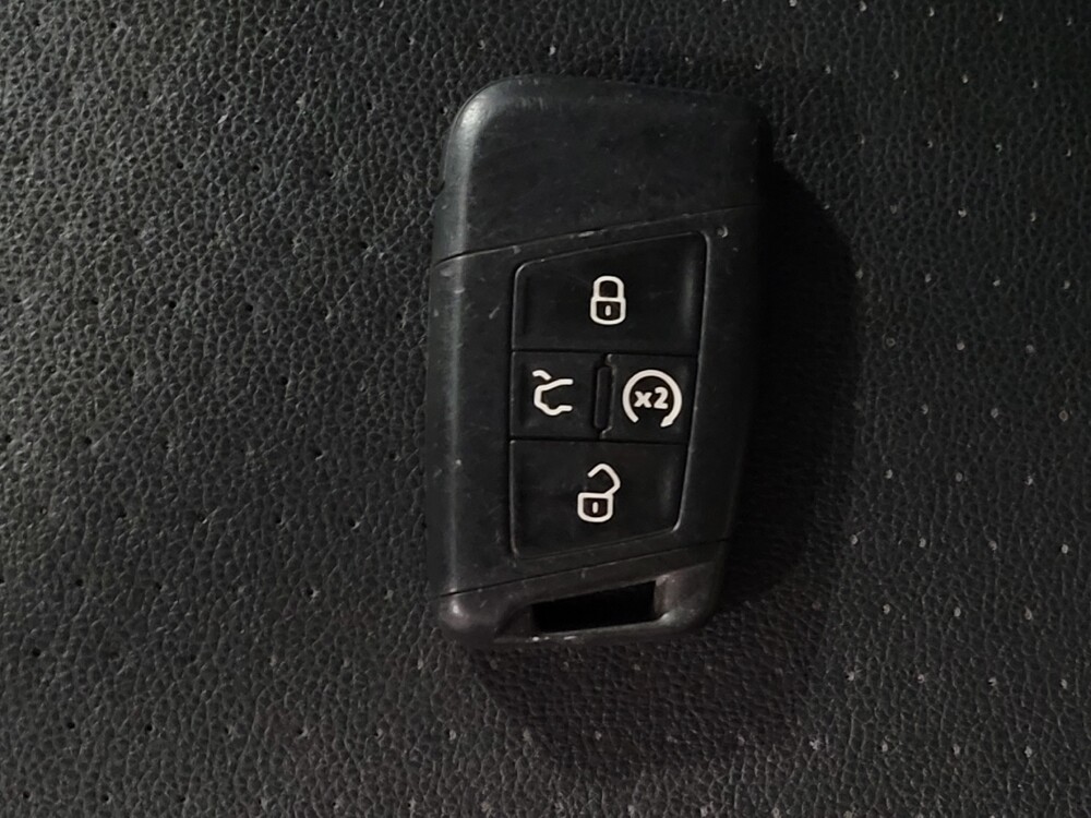 2018 Volkswagen Atlas in Kissimmee, FL 34744 - 18134075 32