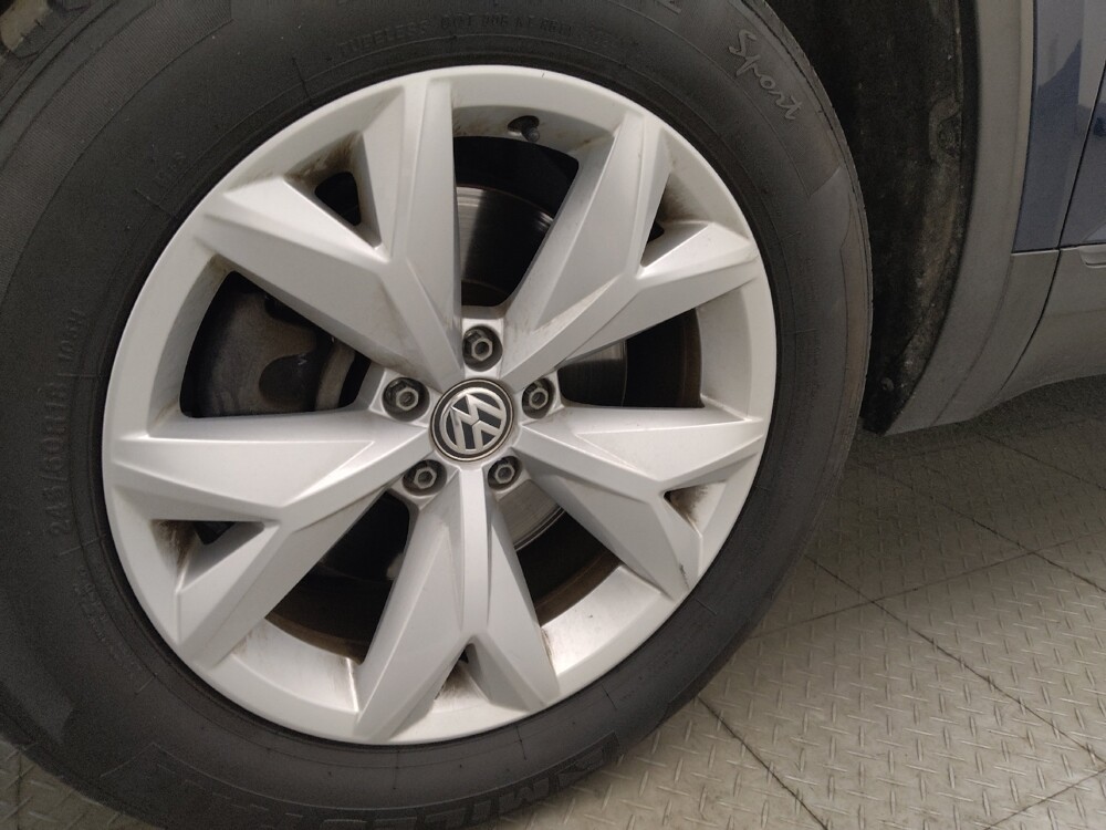 2018 Volkswagen Atlas in Kissimmee, FL 34744 - 18134075 31