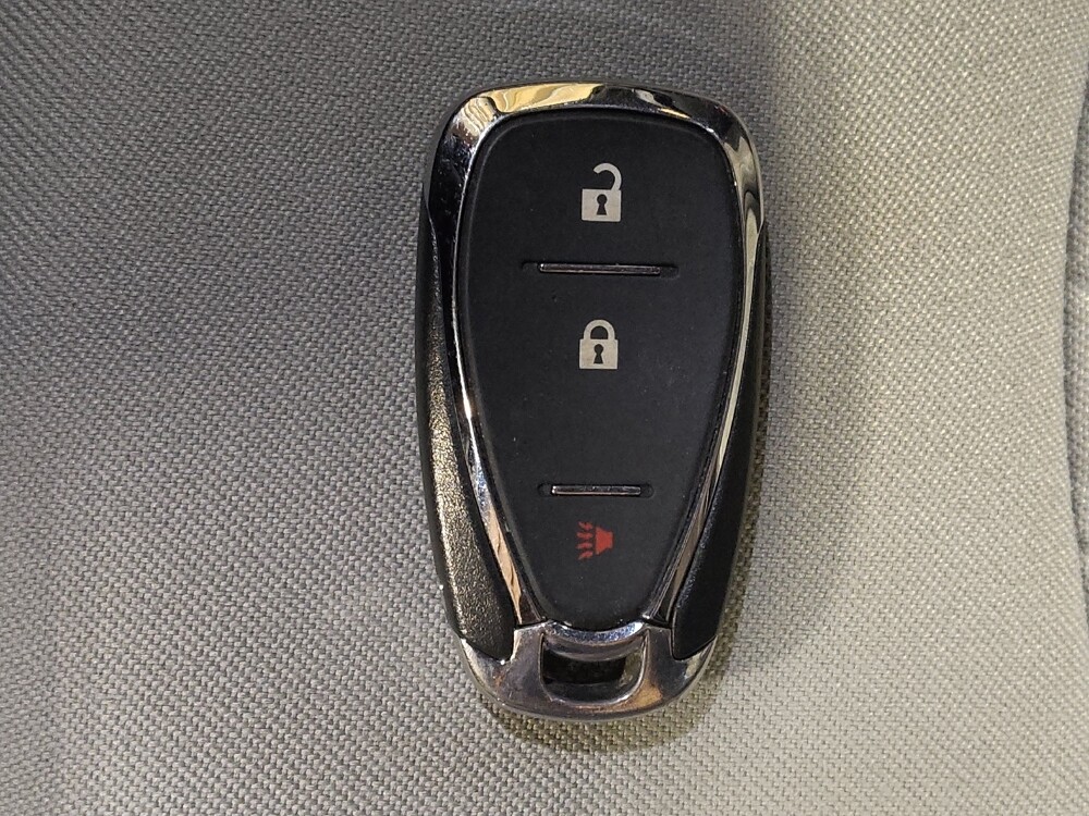 2021 Chevrolet Equinox in Wilmington, NC 28405 - 18134078 32