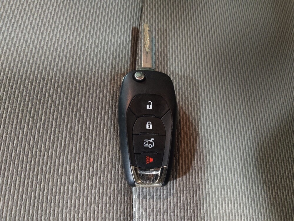 2017 Chevrolet Cruze in Savannah, GA 31419 - 18134084 32