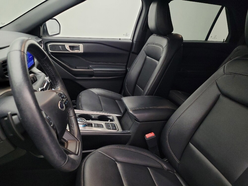 2020 Ford Explorer in Gainesville, FL 32609 - 18134085 17