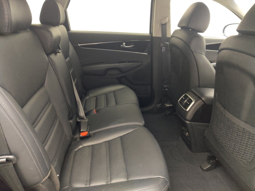 2019 Kia Sorento in Lauderdale Lakes, FL 33313 - 18134089 19