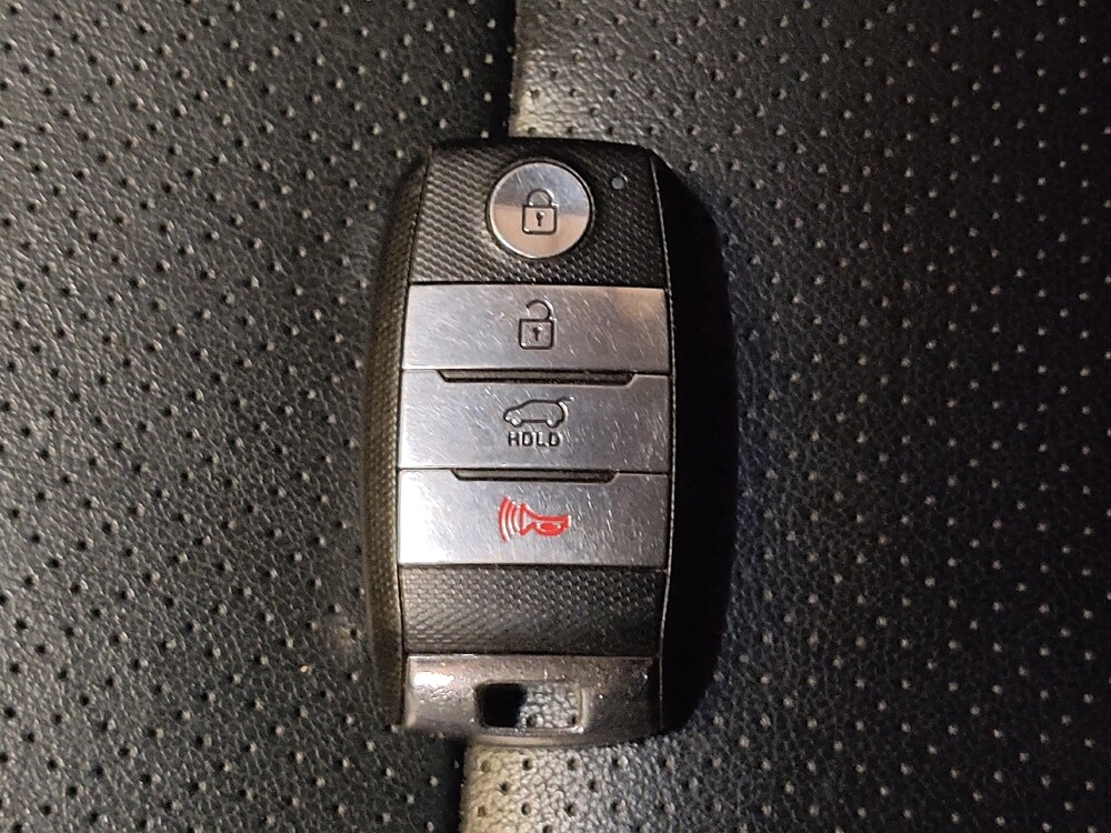 2019 Kia Sorento in Lauderdale Lakes, FL 33313 - 18134089 32