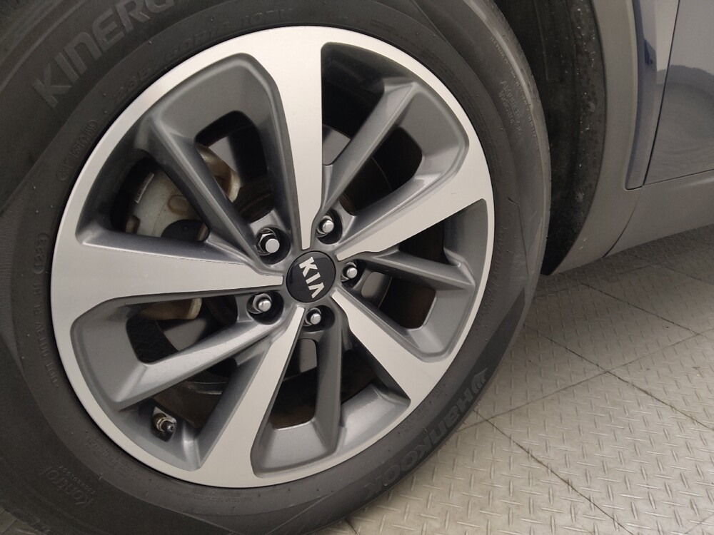 2019 Kia Sorento in Lauderdale Lakes, FL 33313 - 18134089 31