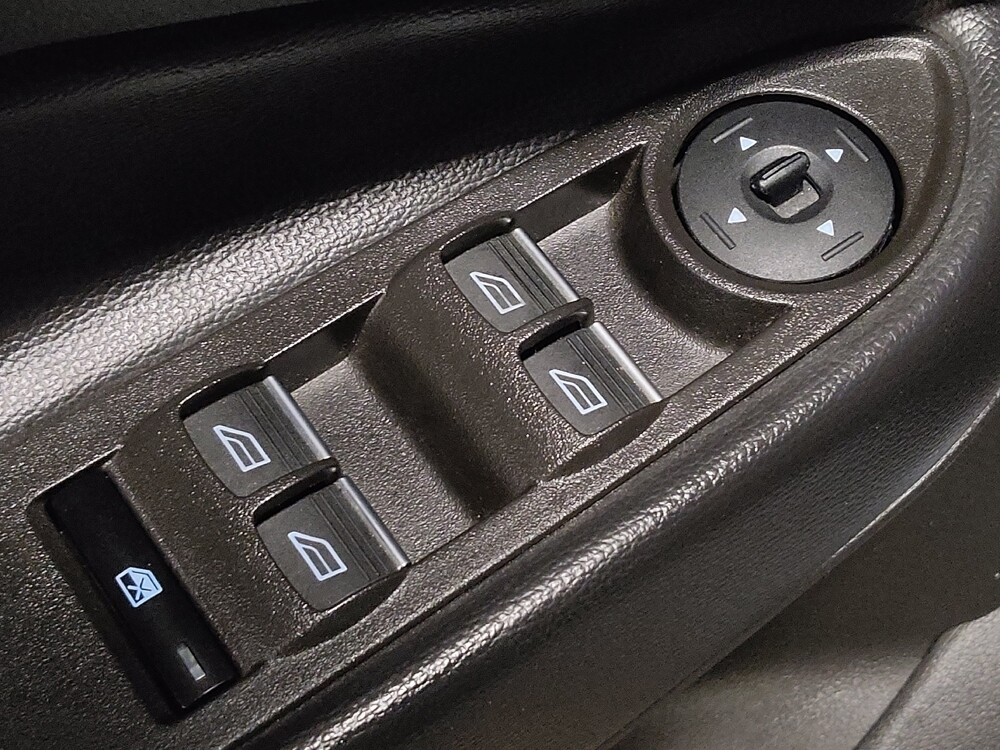 2019 Ford Escape in Jacksonville, FL 32210 - 18134093 27